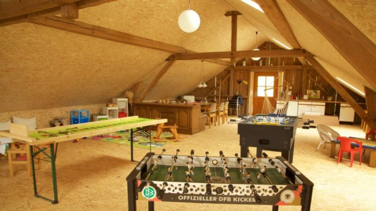 Spielscheune mit Küche Spielscheune mit Küche